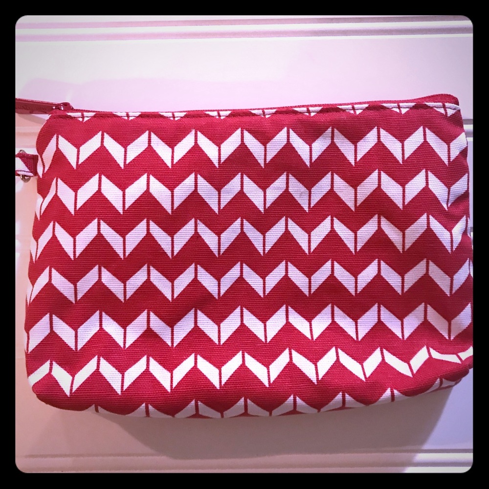 Thirty-One zippered pouch